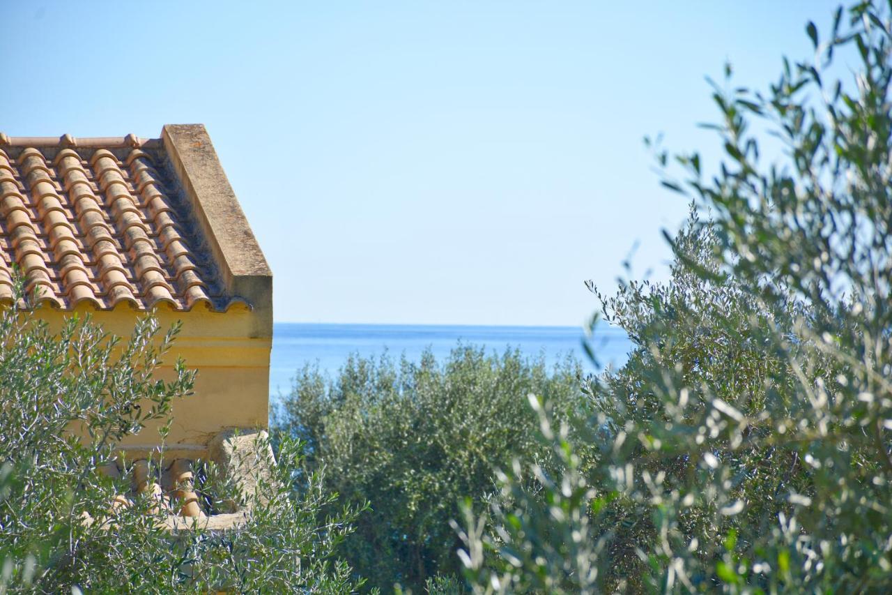 شقة Pebbles And Sea At Barbati With Shared Pool المظهر الخارجي الصورة