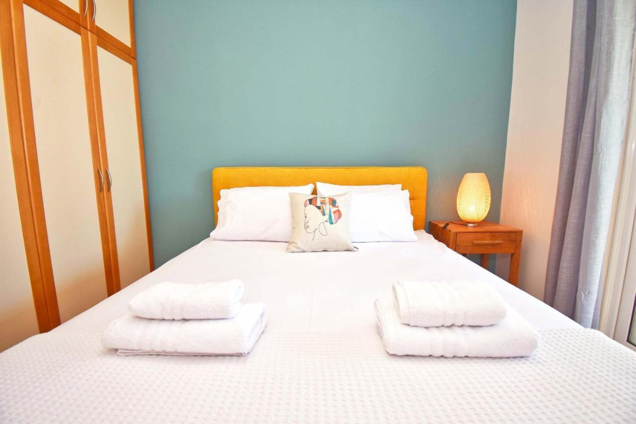 شقة Pebbles And Sea At Barbati With Shared Pool المظهر الخارجي الصورة